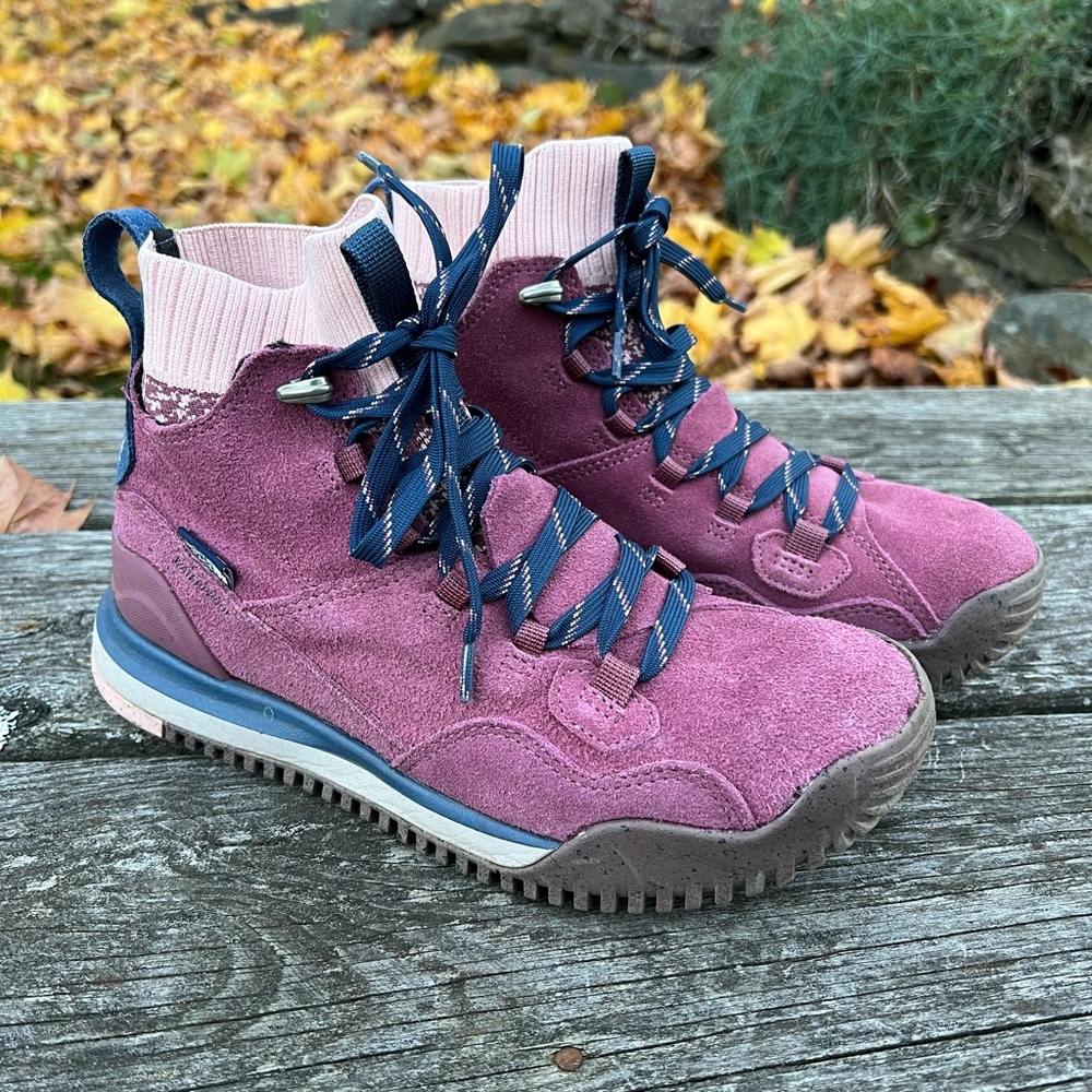 The North Face Women’s Back-To-Berkeley Waterproof Hiking Sport Boot EUC